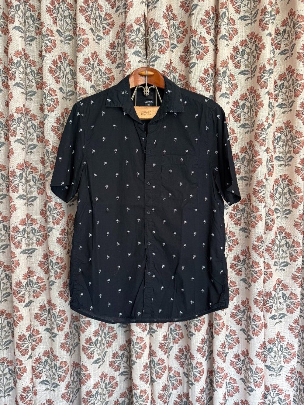 Men's H&M Palm Tree Button Down Shirt Medium